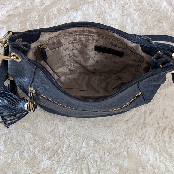 Micheal Kors blue leather tassel hobo bag - Picture 7 of 16